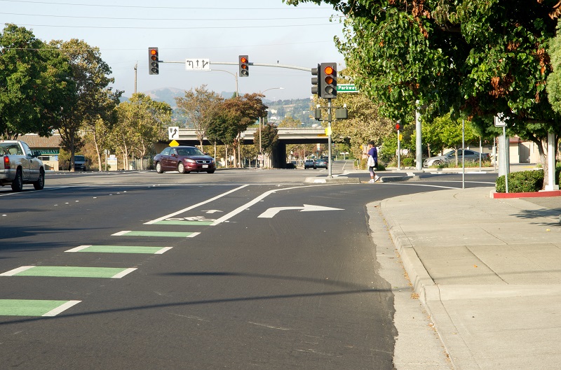 road with bike lane